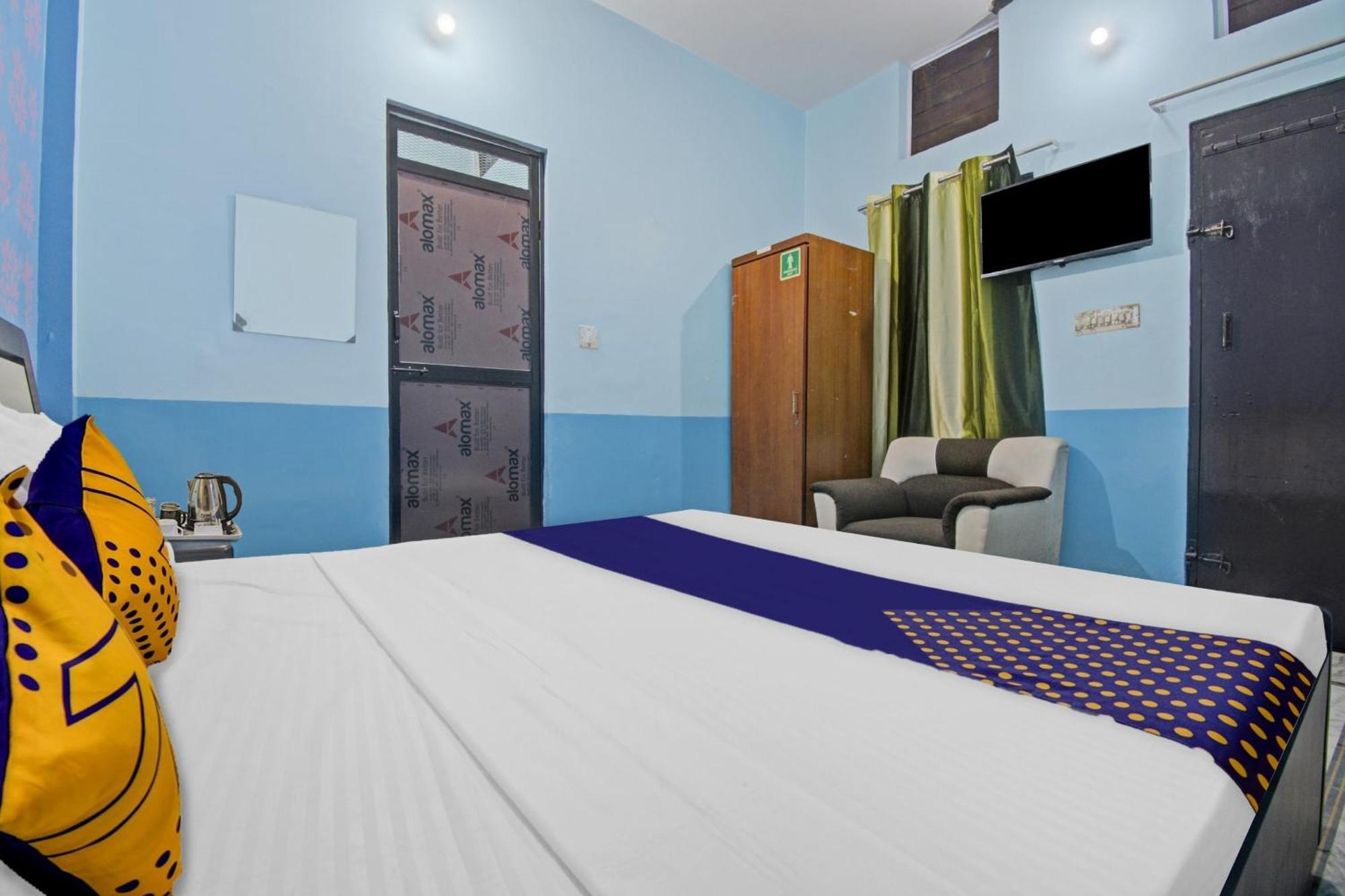 Hotel Spot On Rj14 2*